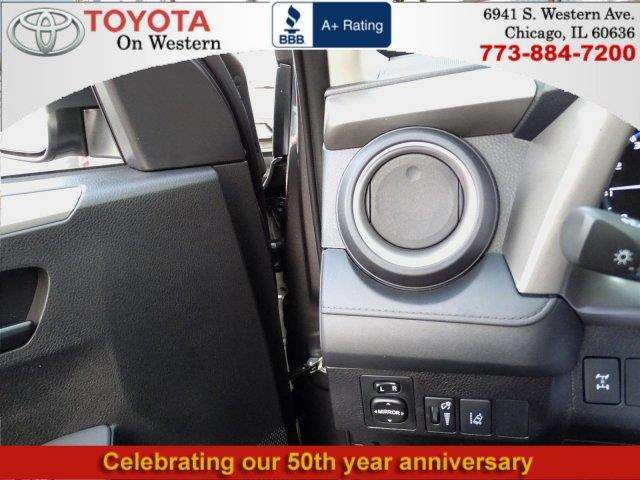 Toyota RAV4 2017 photo 22